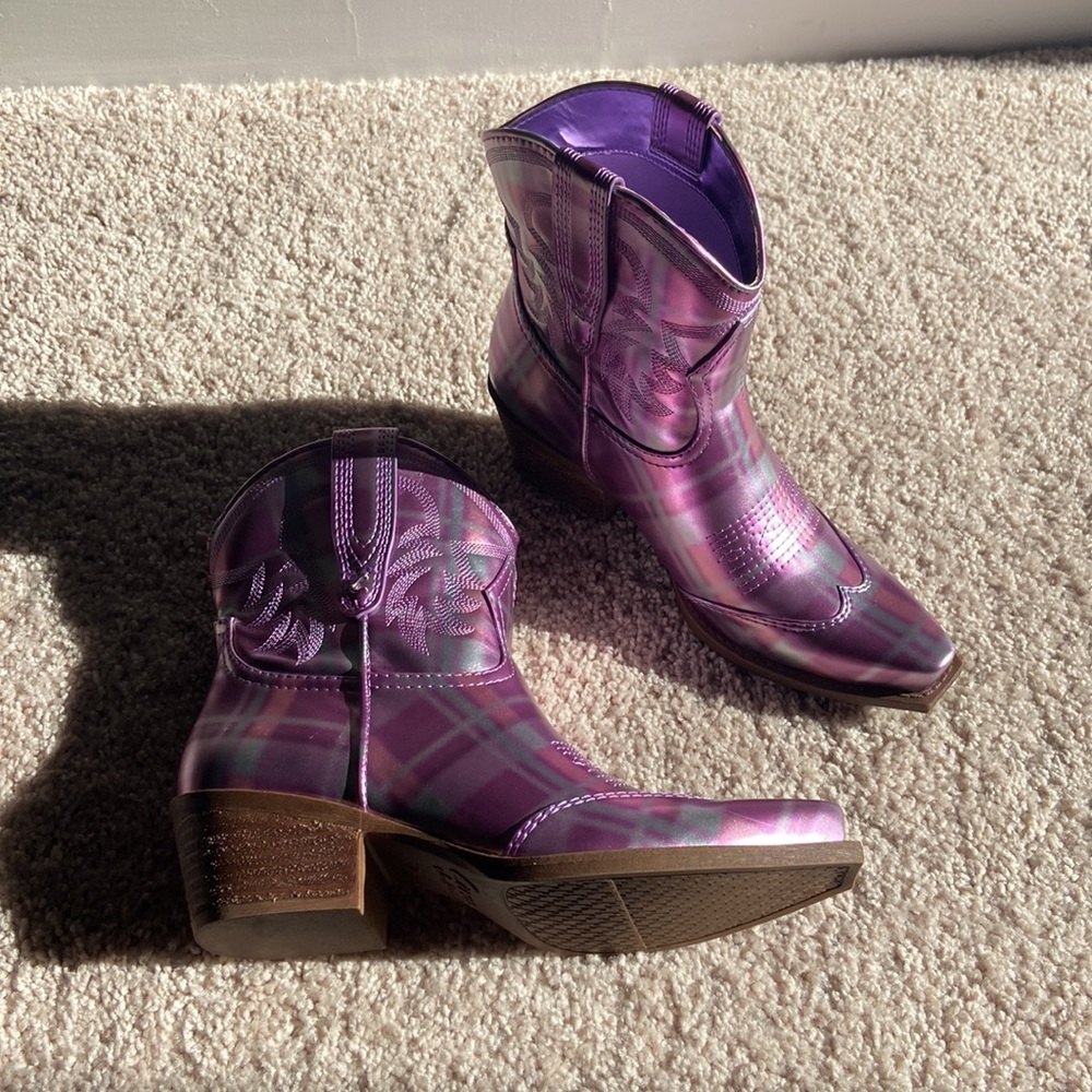 Circus by Sam Edelman cowboy boots. 7.5